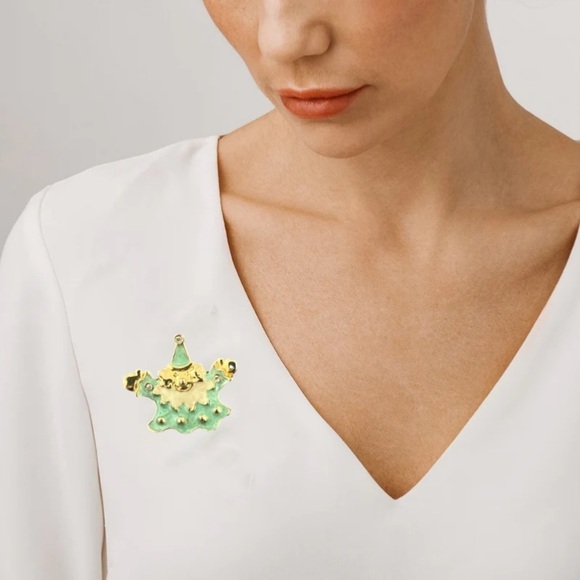 Vintage Clown Joker Jester Antique Gold Brooch Pin - Picture 2 of 3